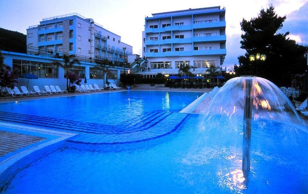 Hotel Santa Lucia Le Sabbie D'Oro Cefalù Buitenkant foto